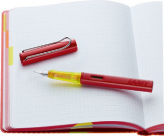 Lamy Al Star Glossy Red FP  Pen set with Notebook Special Edition & Limited Production 2022