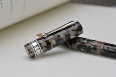 Santini Italia Libra Chess RT 18k piston filler pen with ebonite feeder pen