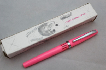 Noodlers Creaper Panther Pink Standard Flex 17009  Fountain Pen
