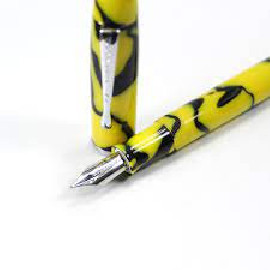 Noodlers Yellow Bald-faced Hornet  Ebonite Neponset Music Nib 12093  Fountain Pen