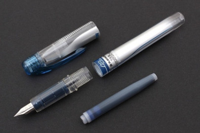 Platinum Preppy Blue Black Fountain Pen PSQ-400-M-EF