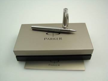PARKER PREMIER DELUXE SILVERY ST ROLLER BALL S0887990