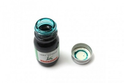 10ML FOUNTAIN PEN INK 13038 VERT RESEDA (GREEN MIGNONETTE)  J.HERBIN