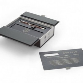 Parker Duofold Centennial Prestige Burgundy With Chevron Pattern PT 1945417 Fountain Pen