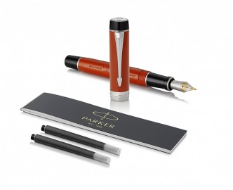 Parker Duofold Centennial Fountain Pen, Classic Big Red Vintage, Solid Gold Nib, Black Ink and Convertor (1931376)