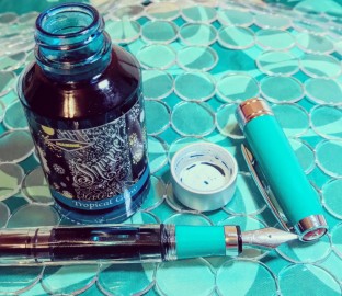 Diamine 50ml Tropical Glow Fountain pen shimmer ink bottle