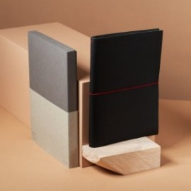 Paper Republic grand voyageur A4 black leather journal