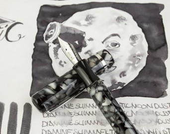 Diamine 50ml Moon Dust Fountain pen shimmer ink bottle