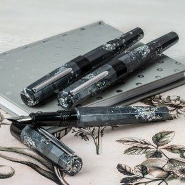 Benu Euphoria Caviar Fountain Pen.