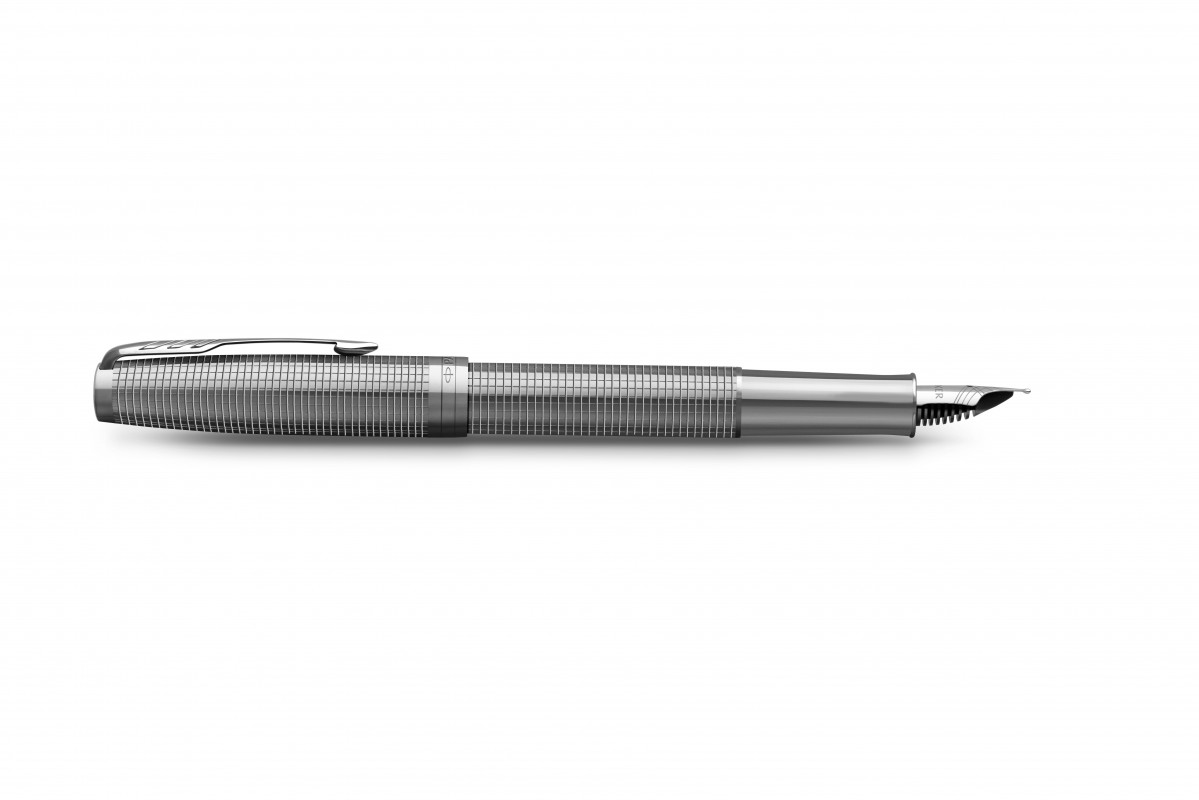 Parker Sonnet Cisele Silver CT Gold nib 18k Fountain pen
