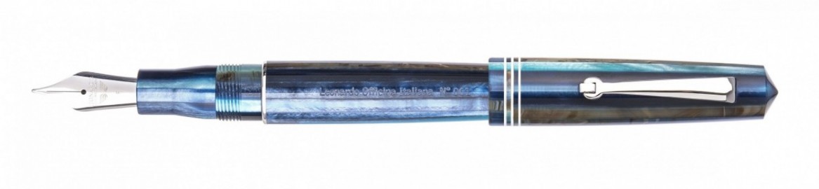 Leonardo Officina Italiana Momento Zero Hawaii Blue RT Fountain pen
