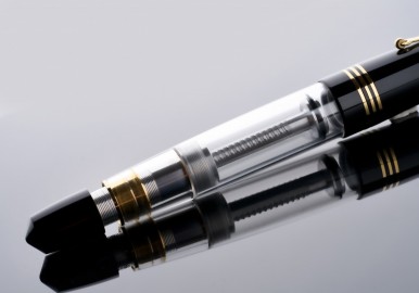 Maiora Everest Demonstraton Limited Edition Fountain Pen