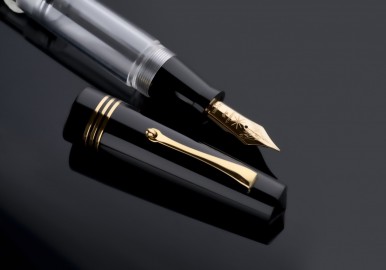 Maiora Everest Demonstraton Limited Edition Fountain Pen