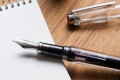 TWSBI VAC 700R Clear Fountain Pen