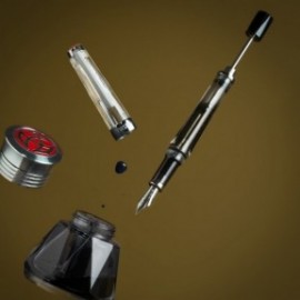 TWSBI VAC 700R Clear Fountain Pen