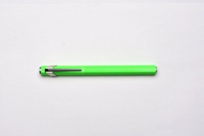 Caran dache 849  fluo green  Fountain pen