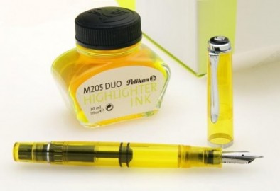 Pelikan M205 Duo Yellow Highlighter & Fountain Pen double broad nib