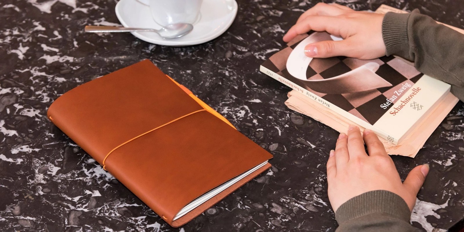 Paper Republic grand voyageur [xl] | cognac leather journal