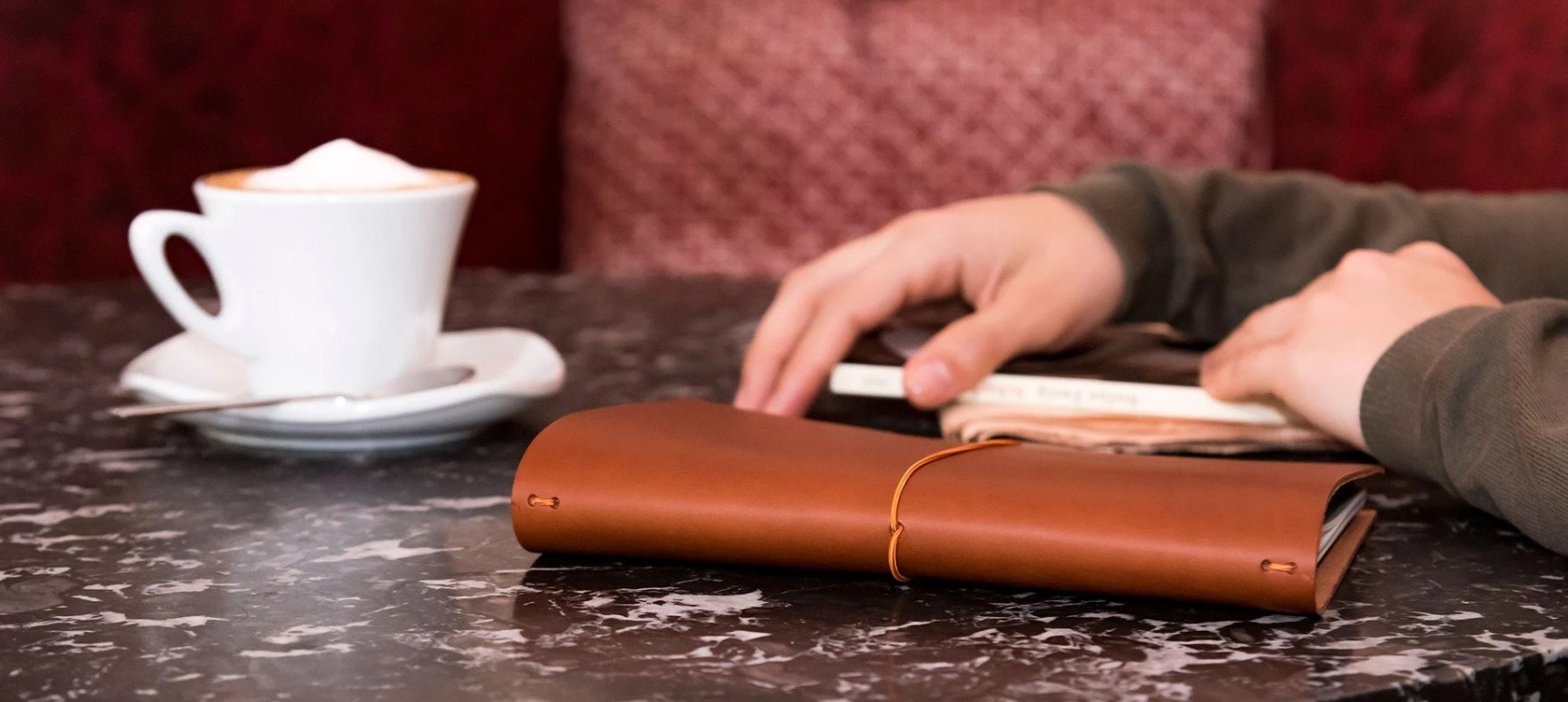 Paper Republic grand voyageur [xl] | cognac leather journal
