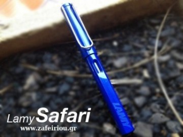 Lamy Safari Shiny Blue Fountain Pen 014