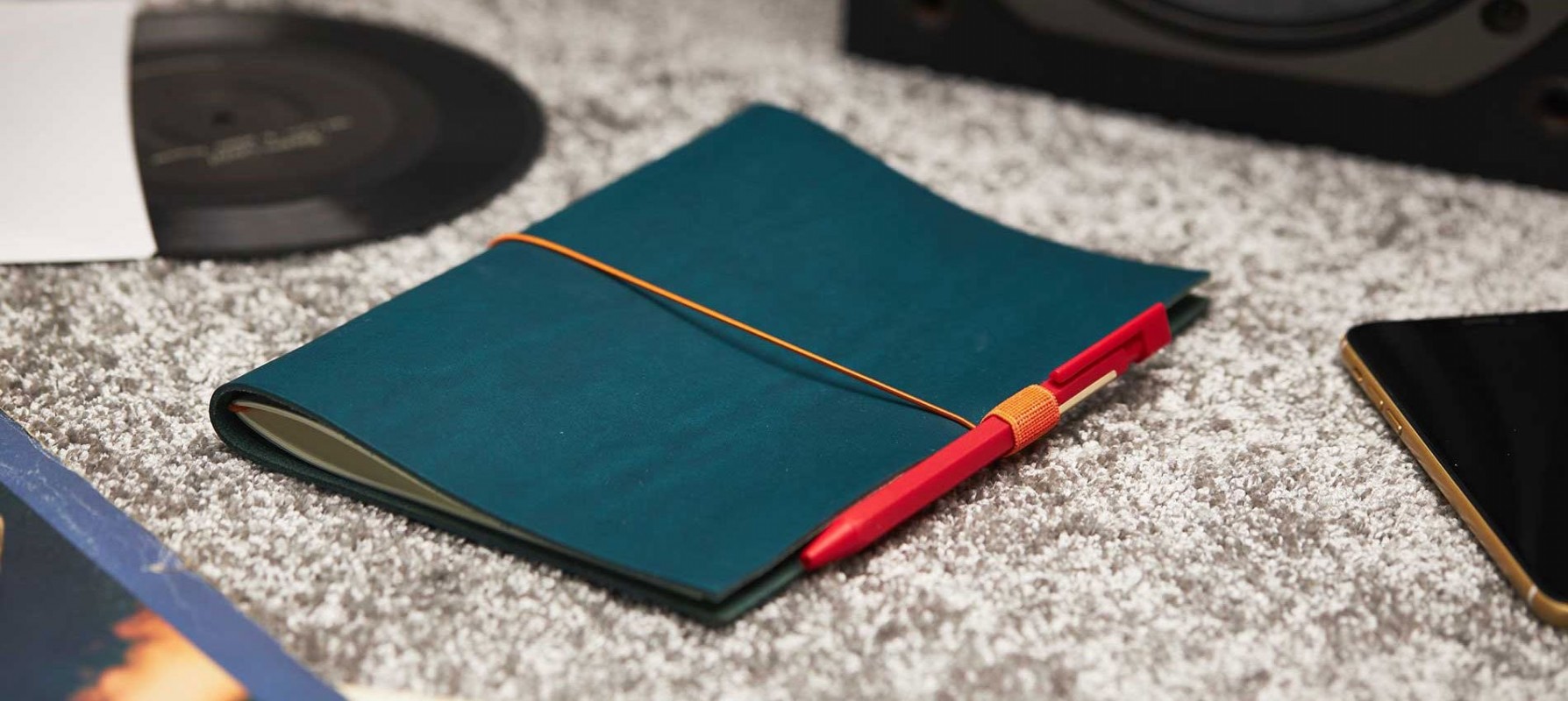 Paper Republic grand voyageur [xl] blue petrol leather journal