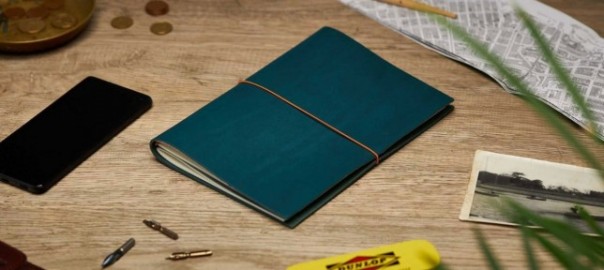 Paper Republic grand voyageur [xl] blue petrol leather journal