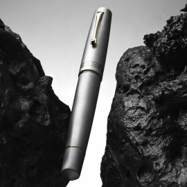 Leonardo Momento Zero Alumina ST Fountain Pen Steel Nib