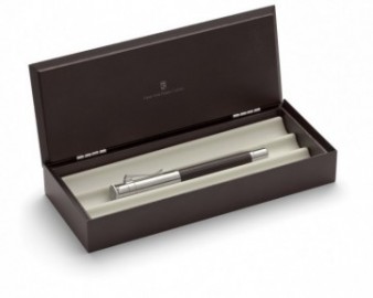 Graf Von Faber Castell Classic Platinum, Grenadilla wood 145522 Fountain Pen