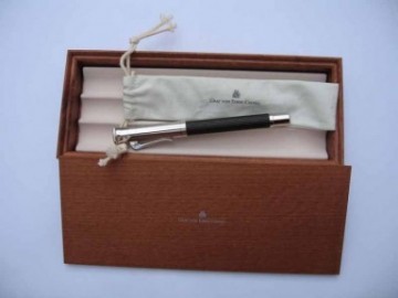Graf Von Faber Castell Classic Platinum Ebony  Fountain Pen 145551