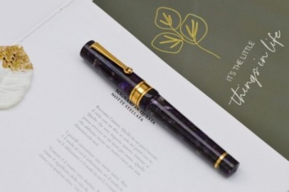 Santini Italia Libra Iris GT 18k Superflex nib piston filler pen with ebonite feeder