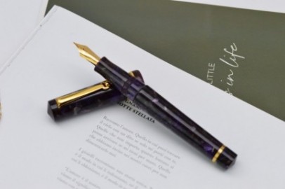 Santini Italia Libra Iris GT 18k Superflex nib piston filler pen with ebonite feeder