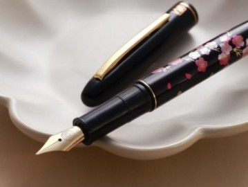 Kuretake Kindai Maki-e - Sakura Haru Kaze WP-KU-SAKZ fountain pen