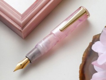 Wancher PuChiCo Lilac Mist Fountain Pen