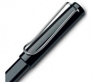 Lamy Safari Shiny Black Fountain Pen 019