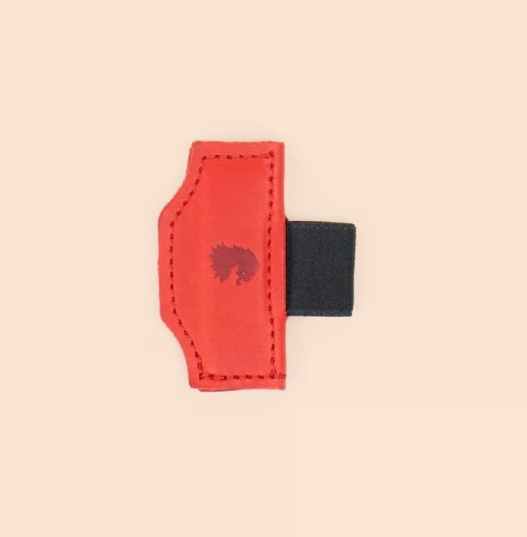 Paper Republic Le Loop  Penholder Red L