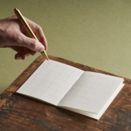 Paper Republic timeless monthly pocket