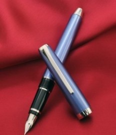 Pilot Falcon Elabo 14k Metal Blue Fountain Pen