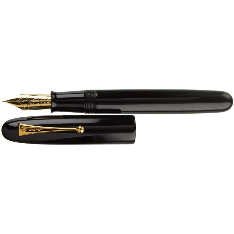 Pilot Namiki Emperor Urushi black fountain pen with size No.50