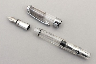 TWSBI Diamond 580AL  Clear Fountain Pen