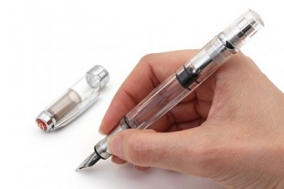 TWSBI Diamond 580AL  Clear Fountain Pen