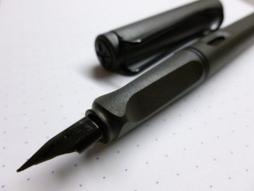 Lamy Safari Umbra Fountain pen 017