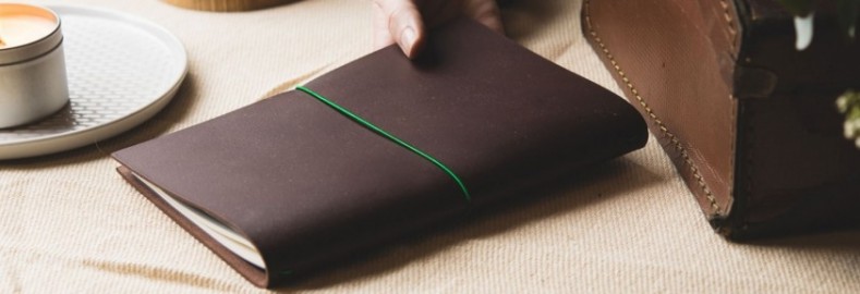 Paper Republic grand voyageur [xl] chestnut leather journal