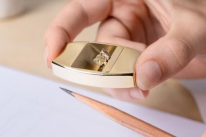 Makers Cabinet HOVER sharpener