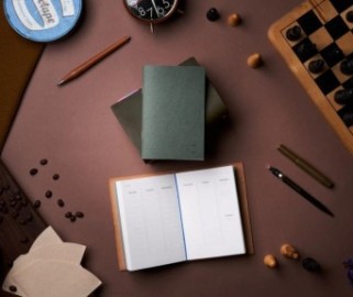 Paper Republic 2 x timeless planner pocket 2 x 6 months