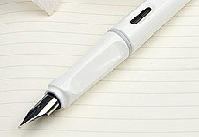 Lamy Safari Shiny White Fountain Pen 019
