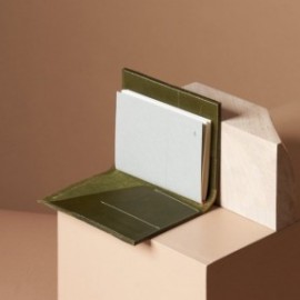 Paper Republic A6 lleather portfolio olive green 11,5x16cm