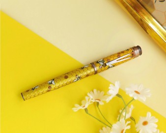 Retro 51 Tornado Rescue - Buzz Honeybee Fountain Pen VRF-1839