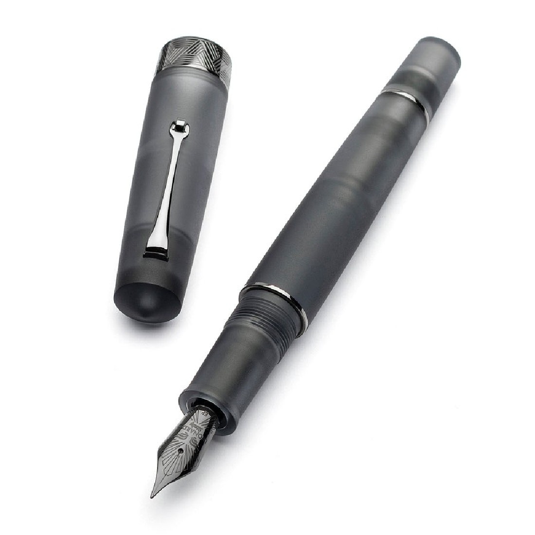 Leonardo Momento Zero Grande Pura Grey Ruthenium Fountain Pen