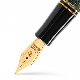 Conway Stewart Churchill Bracket Green  Fountain Pen
