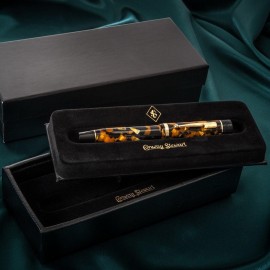 Conway Stewart Churchill Honey Noire Fountain Pen